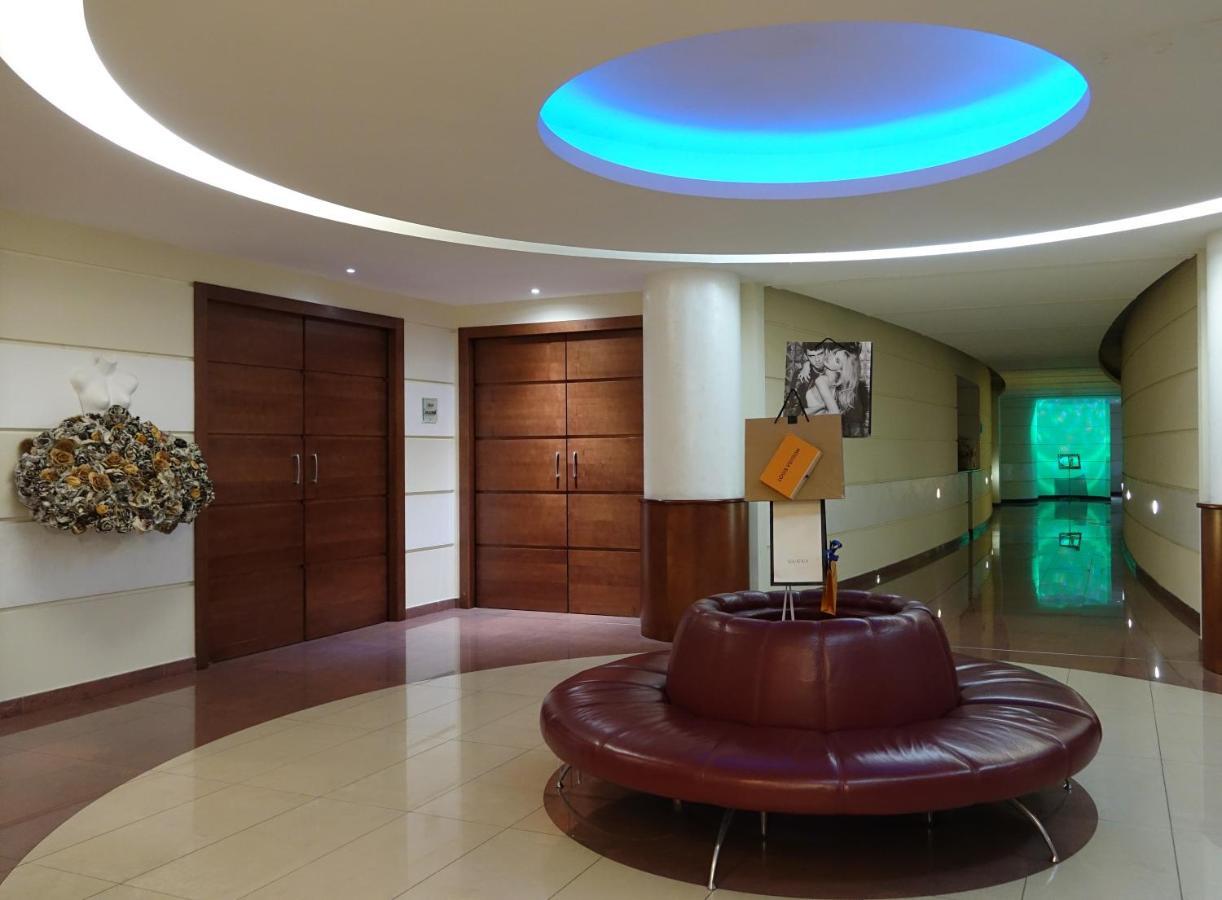 Hotel Imperatori Рим Экстерьер фото