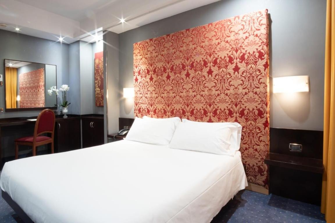Hotel Imperatori Рим Экстерьер фото